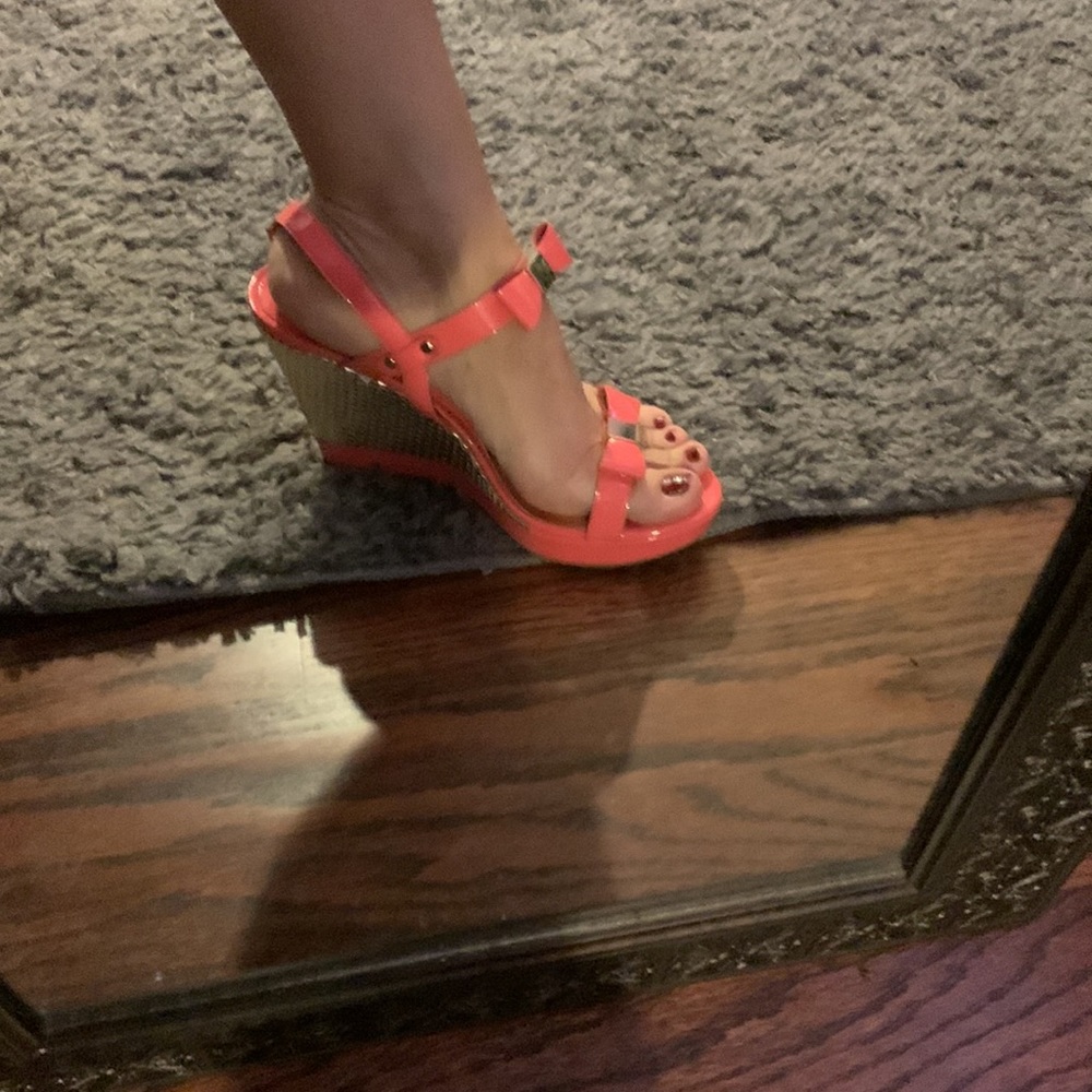 Worn One Time Very Comfy With Box And Wrap - image 2